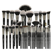 Set 40 pensule make-up Beili Black Professional