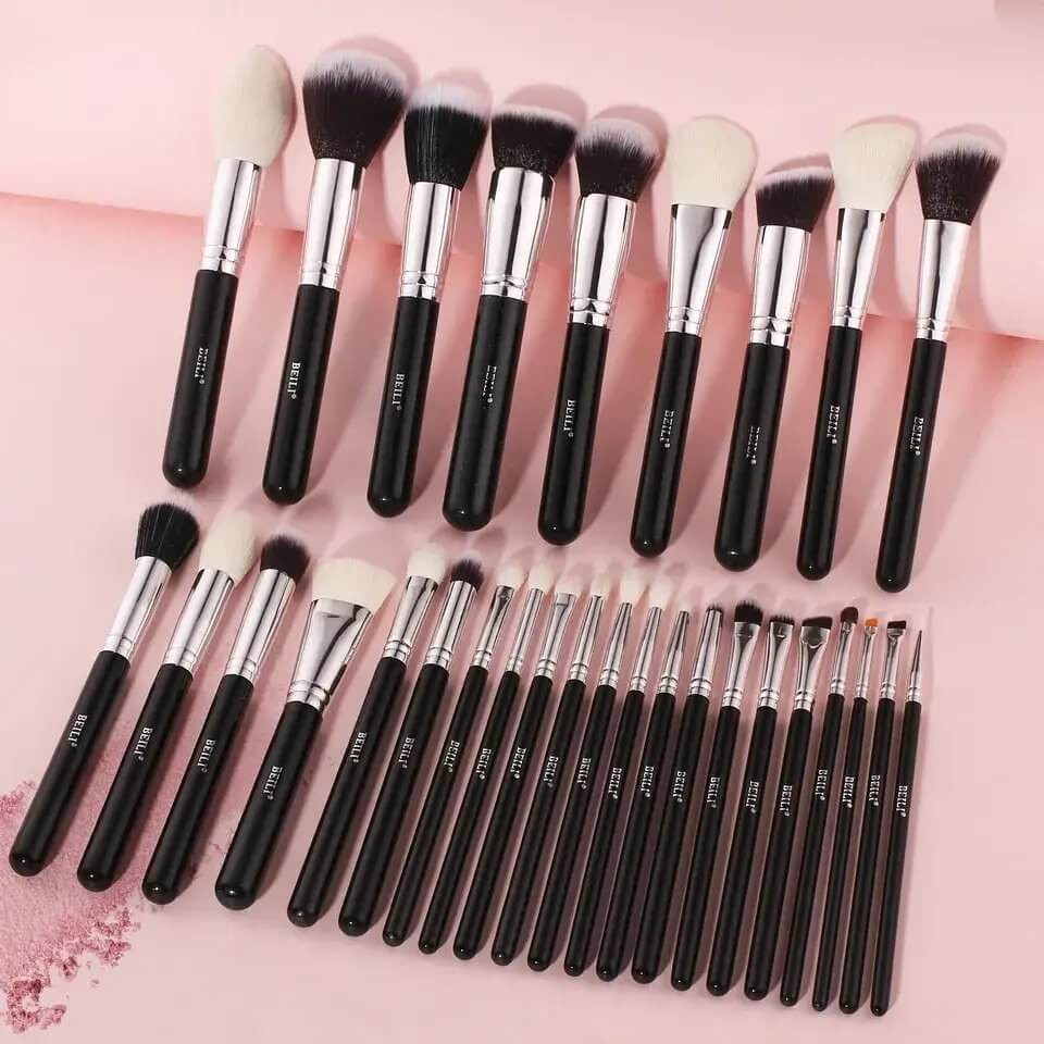 Set 30 pensule make-up Beili Perfect