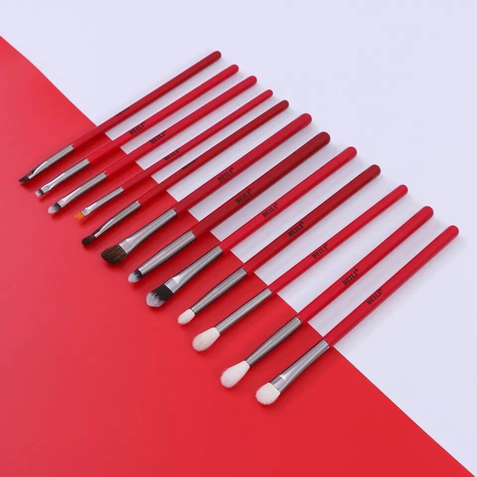 Set 12 pensule make-up Beili Red