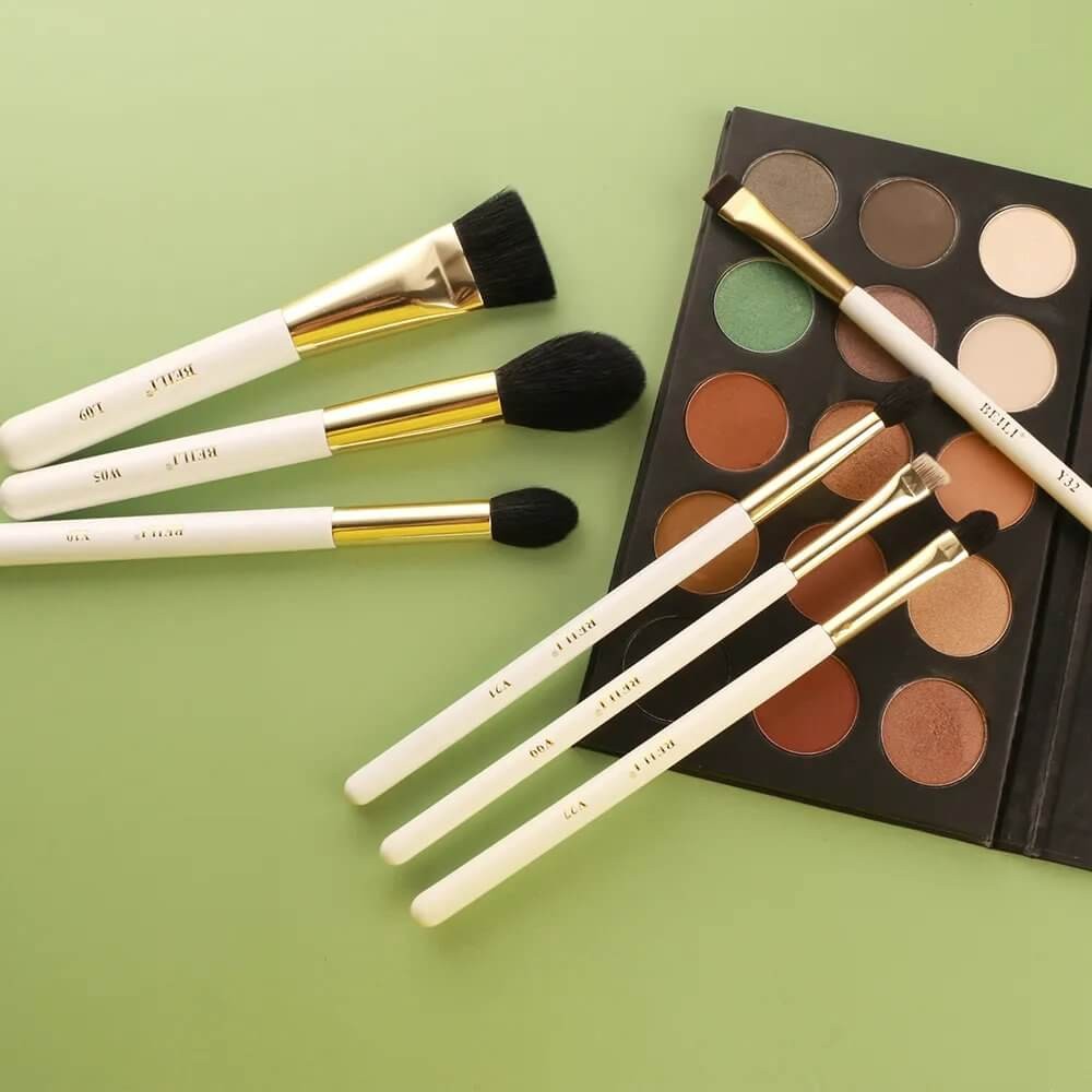 Set 7 pensule make-up Beili White Gold