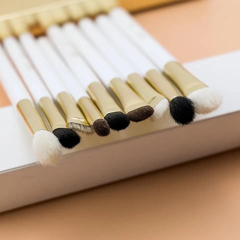 Set 9 pensule make-up Beili White Gold