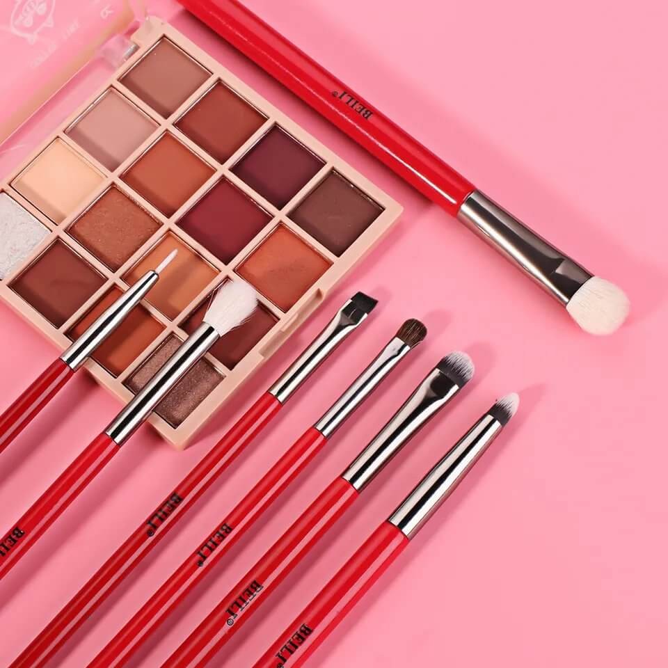 Set 7 pensule make-up Beili Red