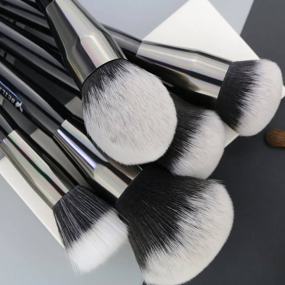 Set 40 pensule make-up Beili Black Professional